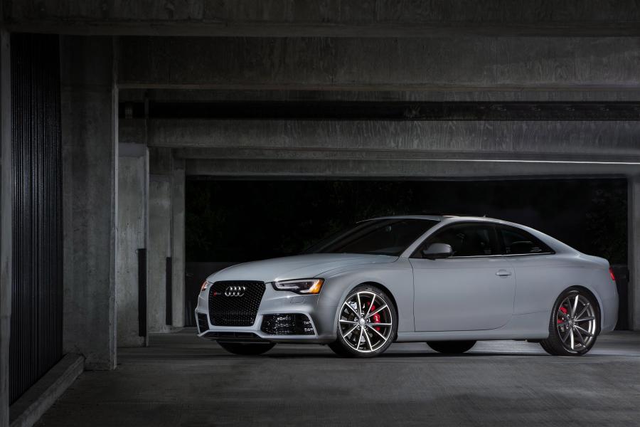  Audi RS5 Coupe Sport Edition 2015 года  (фото 2 из 9)